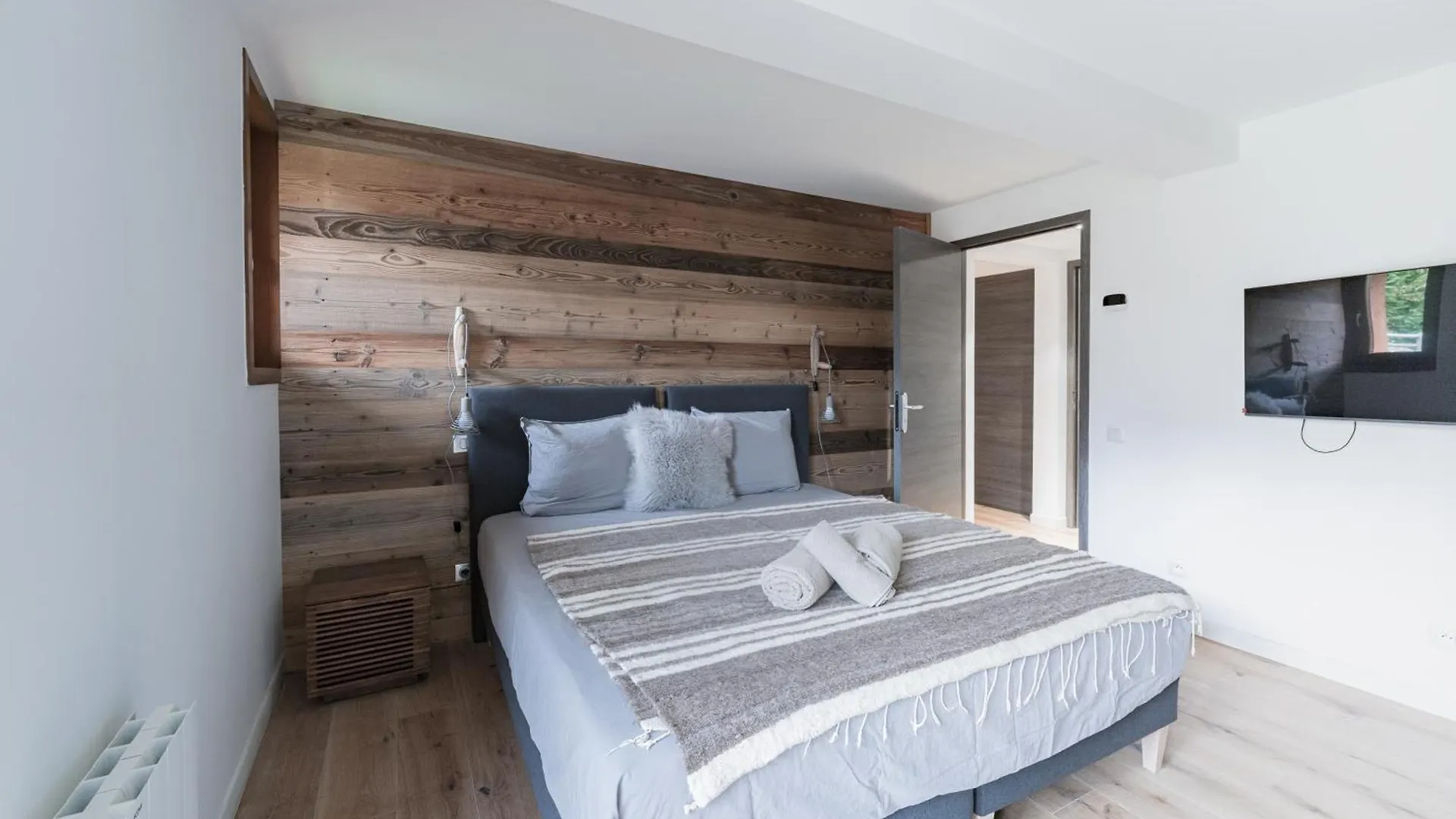 קומבלו Chaleureux Chalet Familial - Vue Epoustouflante 0*,