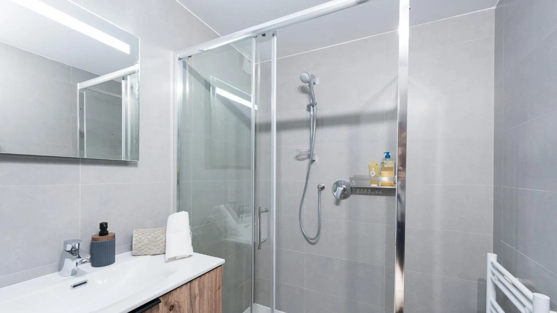 קומבלו Chaleureux Chalet Familial - Vue Epoustouflante